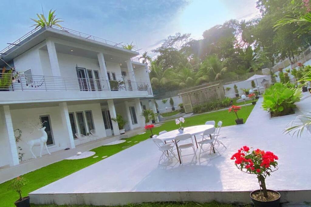 Garden Villa By Villapedia Bogor Bagian luar foto