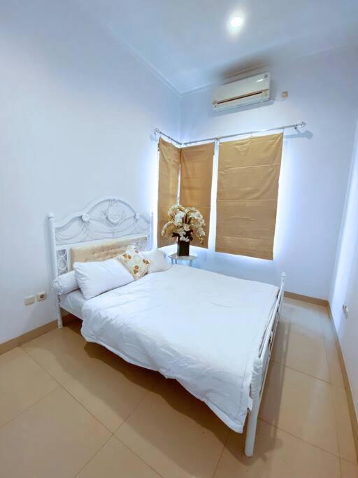 Garden Villa By Villapedia Bogor Bagian luar foto